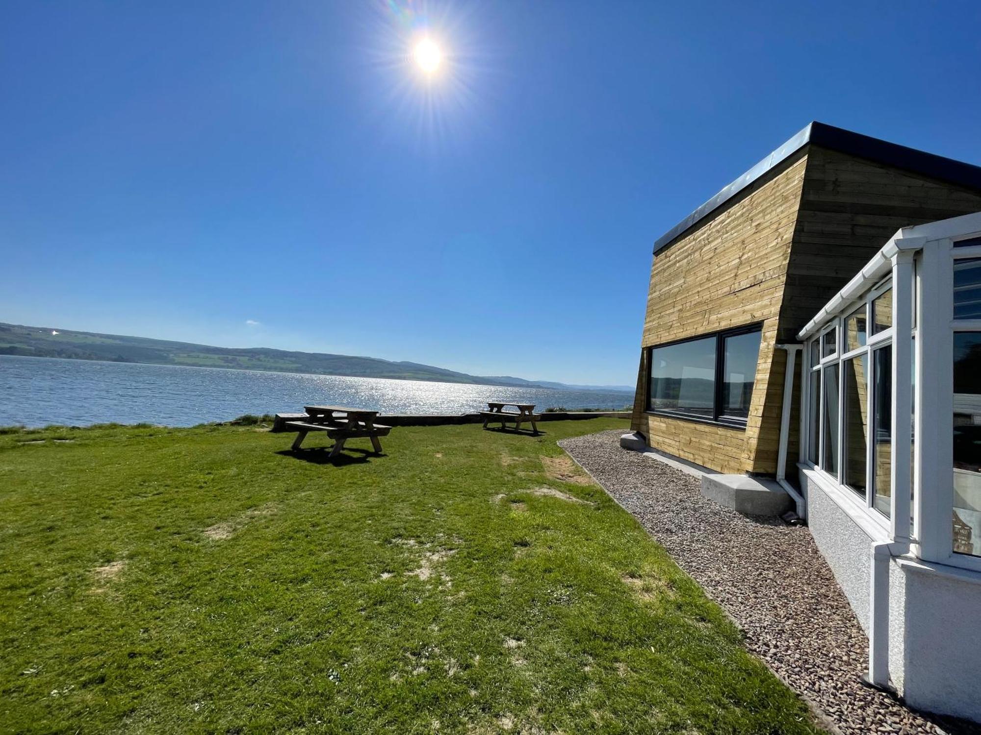 Spacious Sea View 5 Miles From Inverness Holiday home *